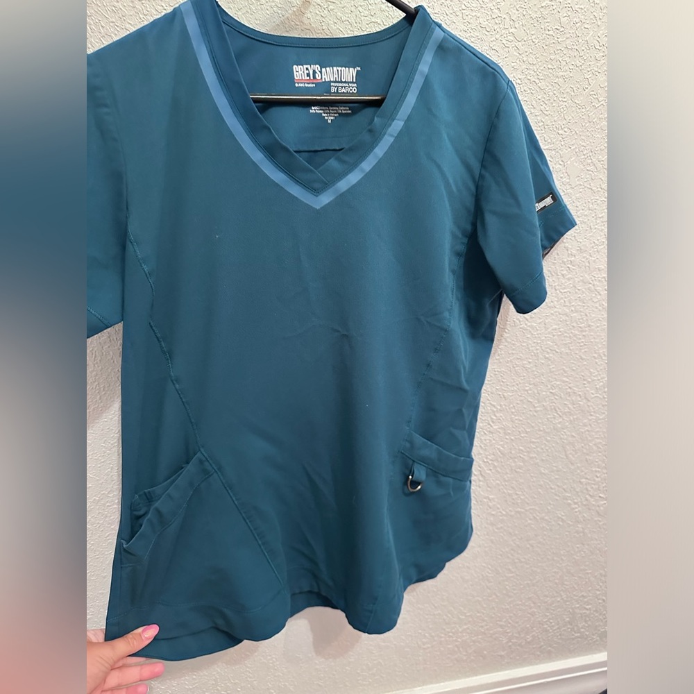 Greys Anatomy scrub top
